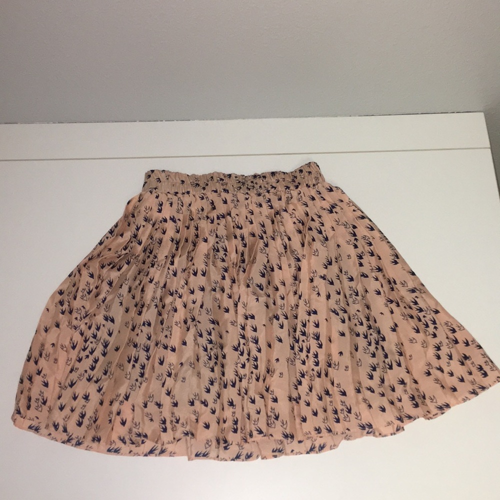 Pleated Peach Bird Pattern Skirt